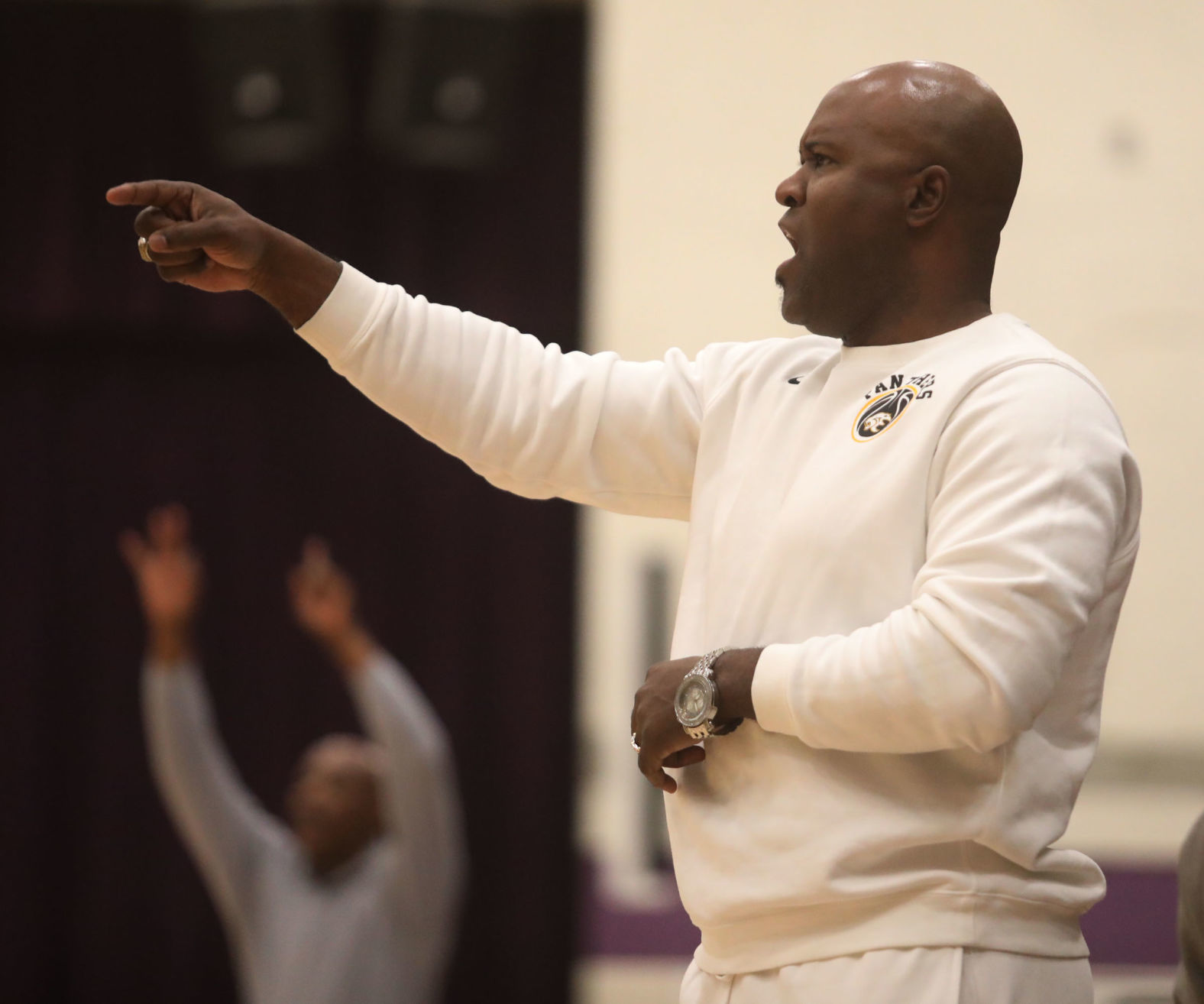 Eisenhower vs MacArthur boys basketball 31 2.25.19.jpg